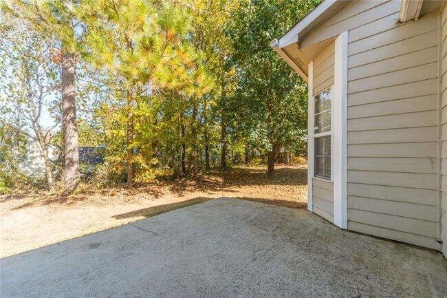 Building Photo - 2716 Lake Park Ridge W