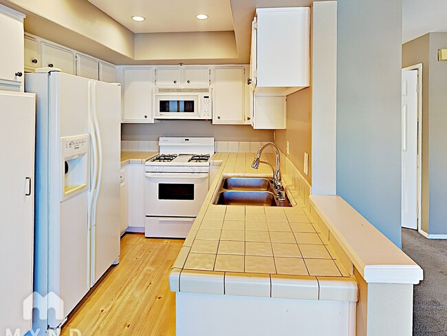 Building Photo - 107 Mangano Cir