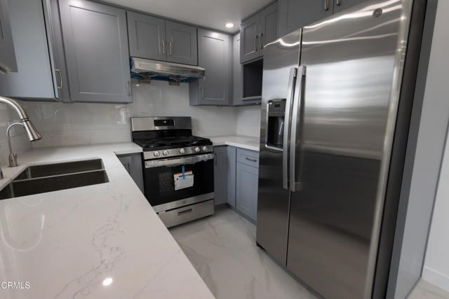 Building Photo - 427 N Walnuthaven Dr
