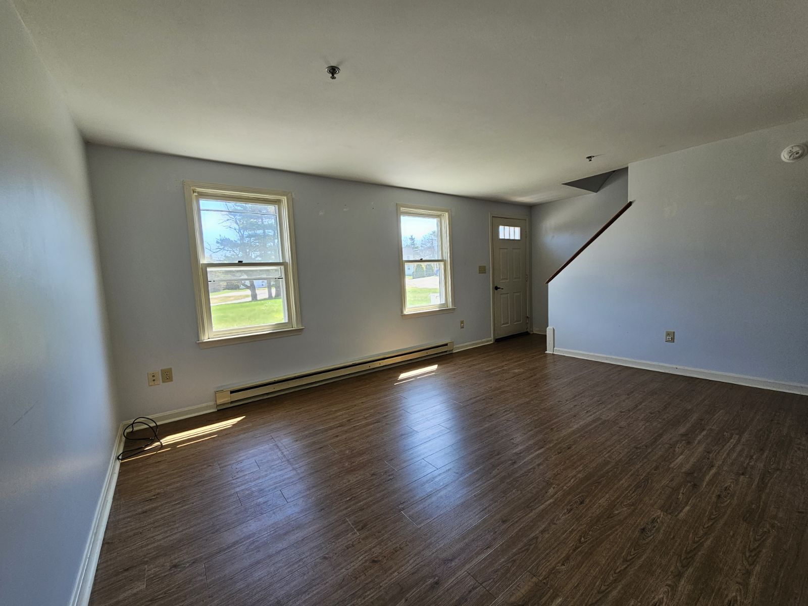 Building Photo - 27 Candlewood Ln