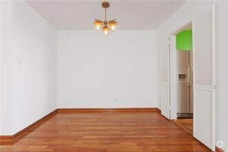 Building Photo - Spacious 1 Bedroom 1 Bathroom  Available