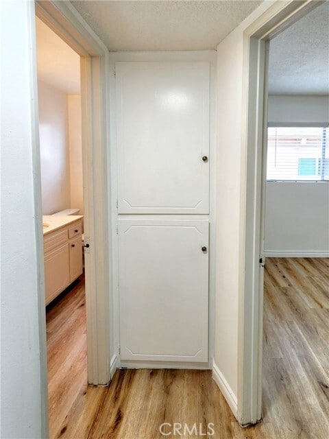 Building Photo - 325 10th Pl