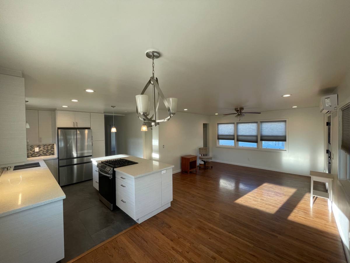 Building Photo - 4272 Harbinson Ave