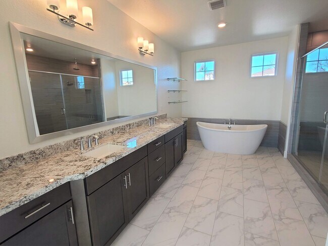 Building Photo - BEAUTIFUL BRAND NEW "NEXT-GEN" HOME W/ SOLAR & SIERRA VIEWS!!