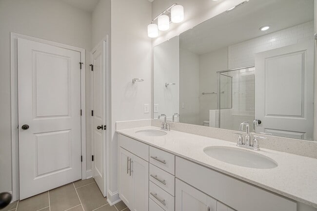 Building Photo - Lovely End Unit, Brand New Construction, 3...