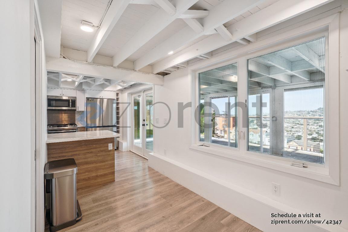Building Photo - 132 Valmar Terrace
