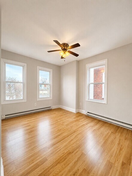 Building Photo - 5252 Cedar Ave