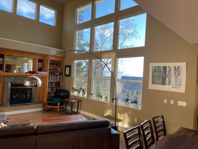 Building Photo - 15920 Sunset Bend Cir