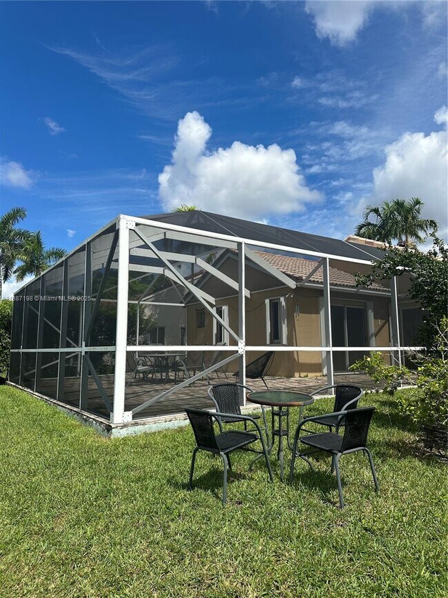 Building Photo - 1669 Salerno Cir