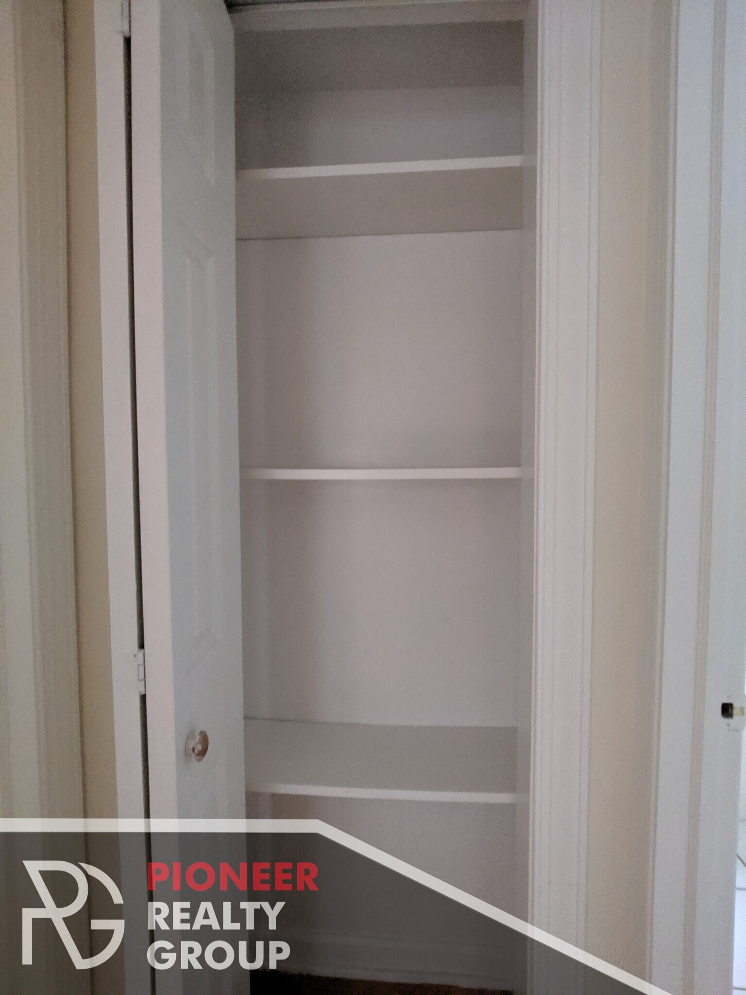 Building Photo - 3832 N Fremont St