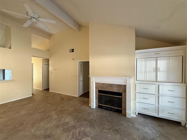 Building Photo - 2902 Post Oak Dr