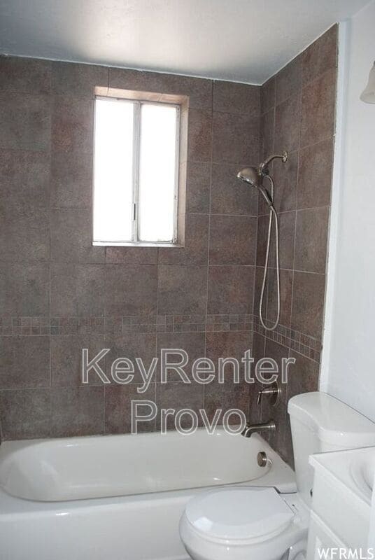 Building Photo - 790 W 500 S