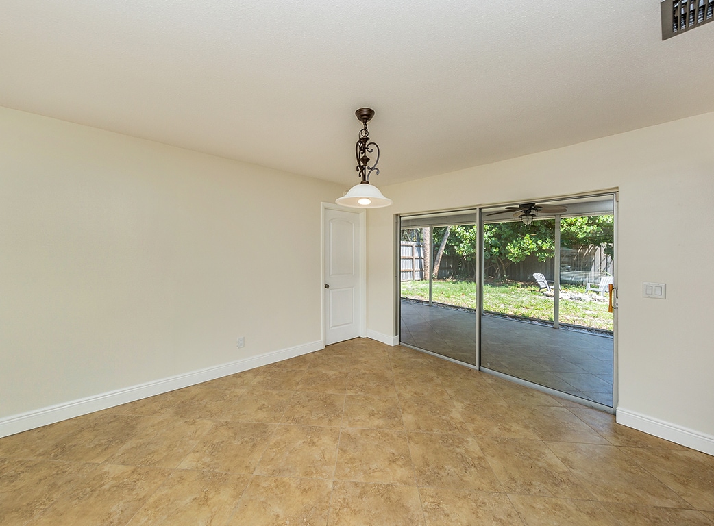 Building Photo - 500 Sunset Beach Dr