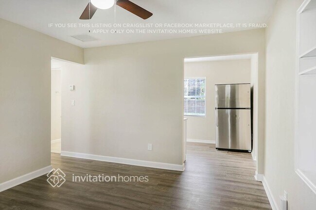 Building Photo - 2826 17Th Ave N