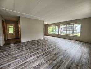 Building Photo - 654 SE 128th Ave