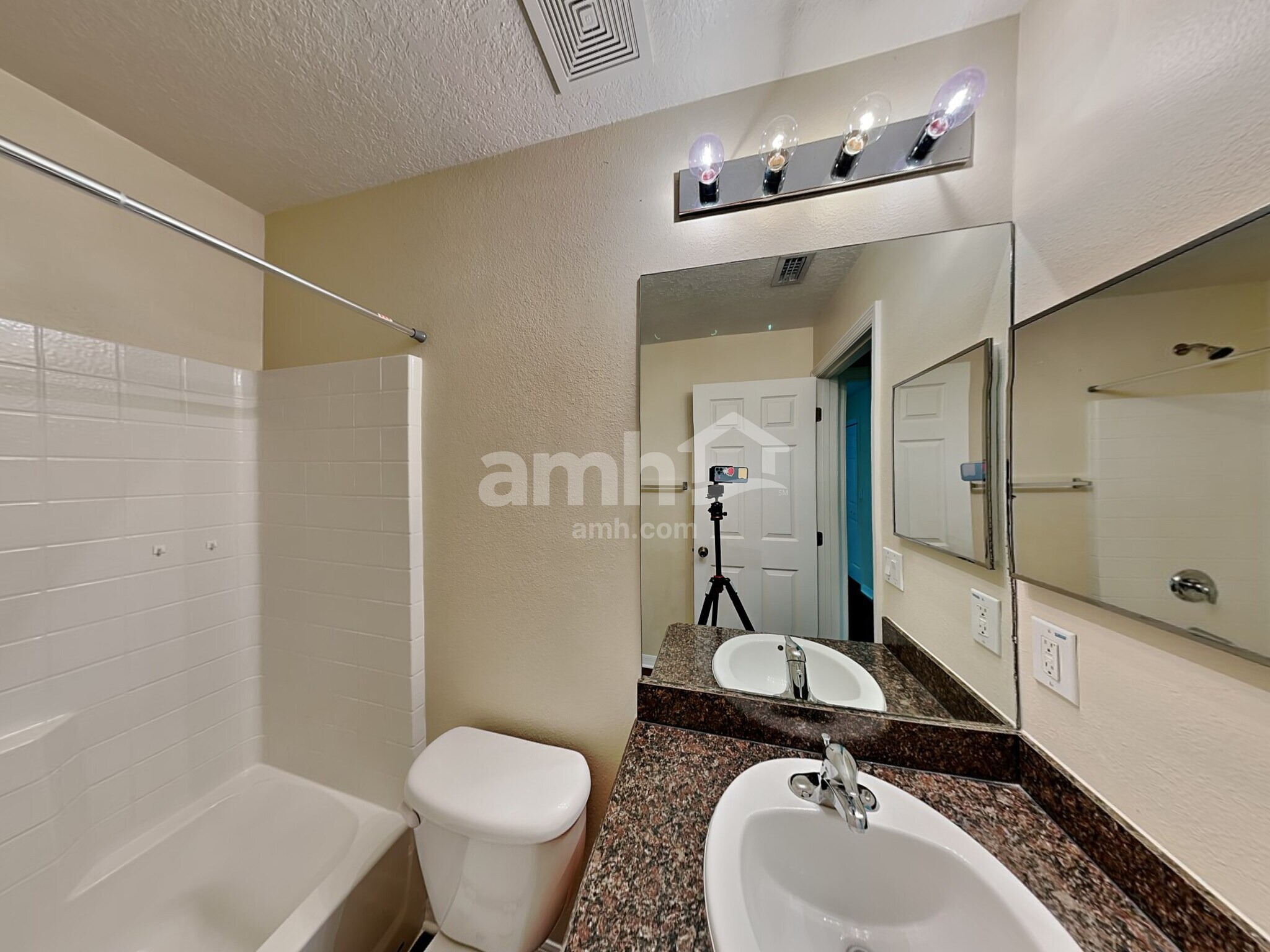 Building Photo - 1315 Tarton Way