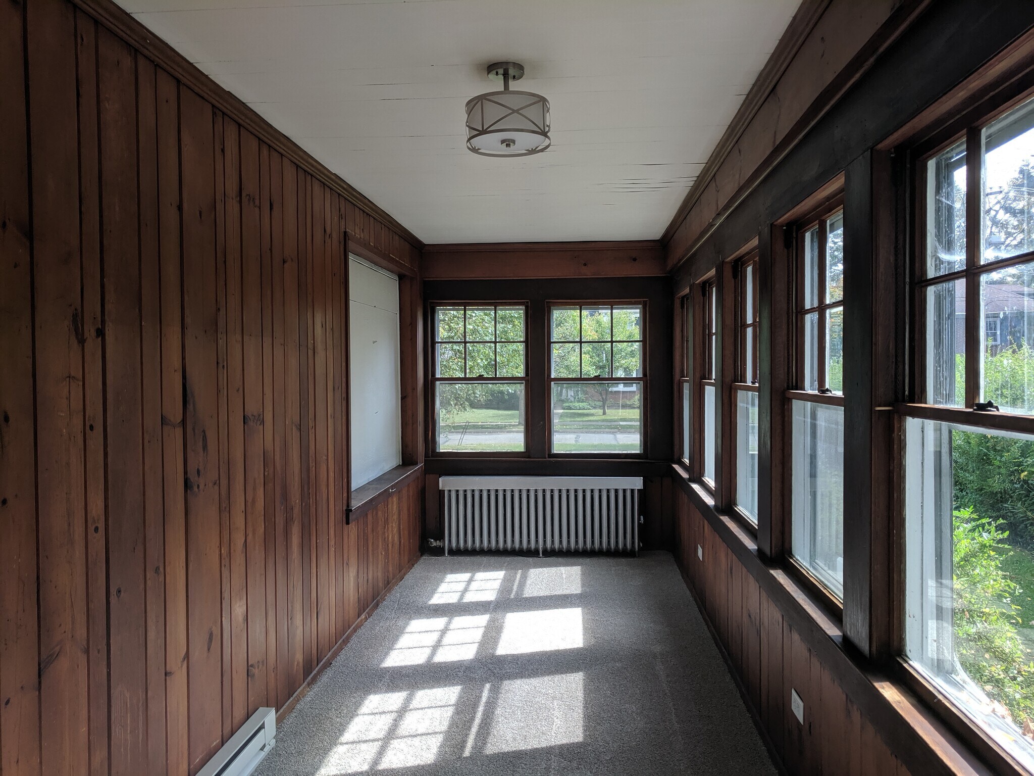 Building Photo - 245 E Hamilton Ave