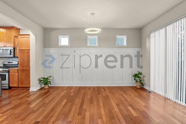 Building Photo - 18232-18236 36 Ave SE