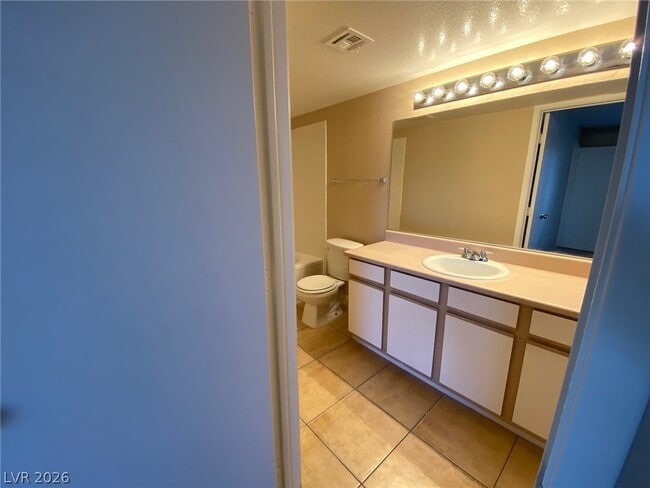 Building Photo - 2300 E Silverado Ranch Blvd