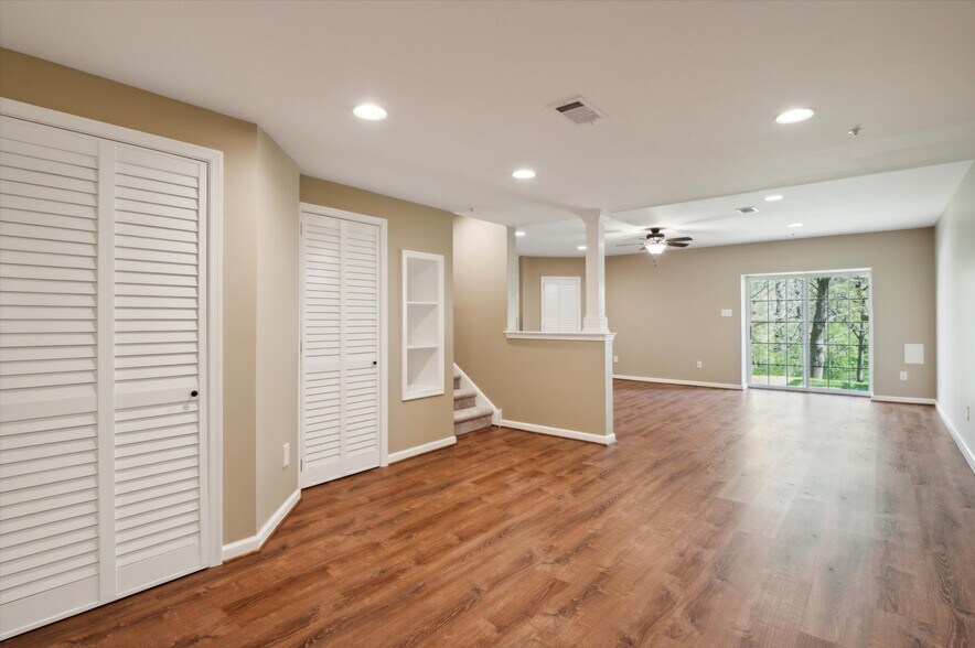 Building Photo - 103 Birchwood Dr