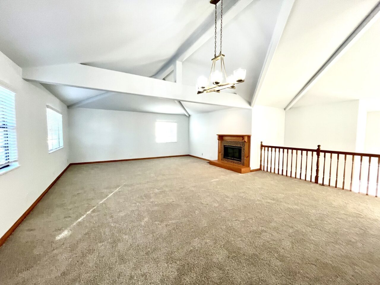 Building Photo - 107 S Lucia Ave