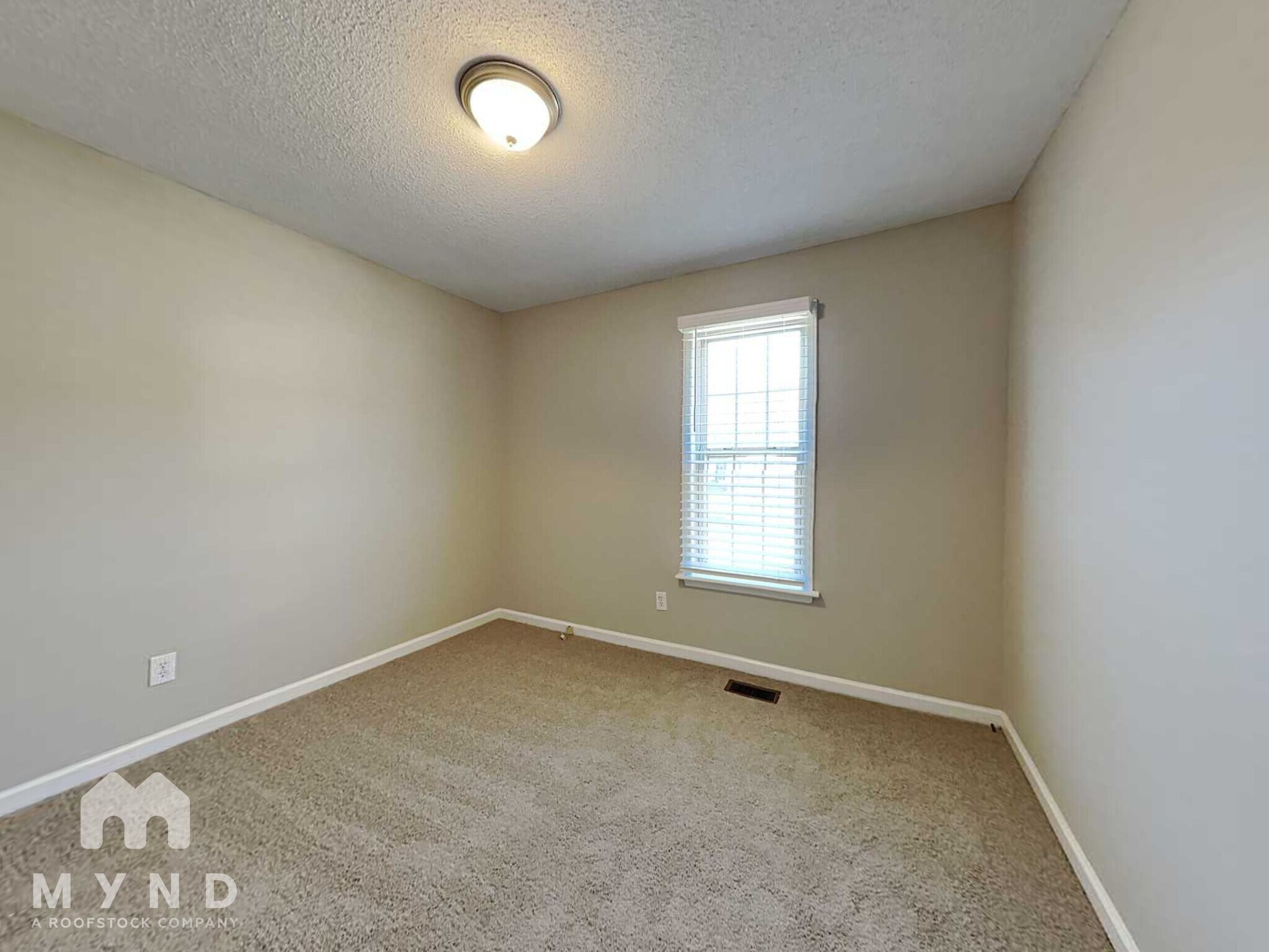 Building Photo - 4021 Rockside Hills Dr