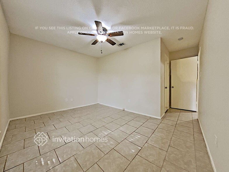Building Photo - 16511 Forest Bend Ave