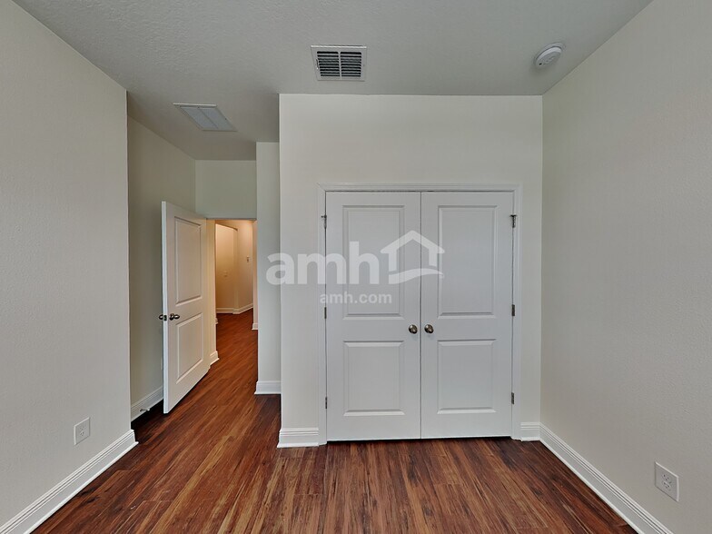 Building Photo - 2804 Ponds Trl