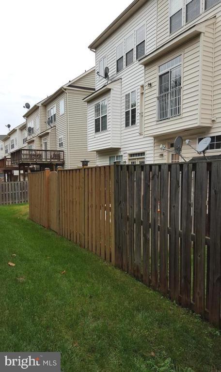 Building Photo - 9730 Corbett Cir