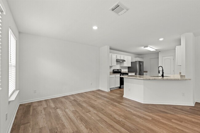Building Photo - 6519 Bluestone Springs Ln