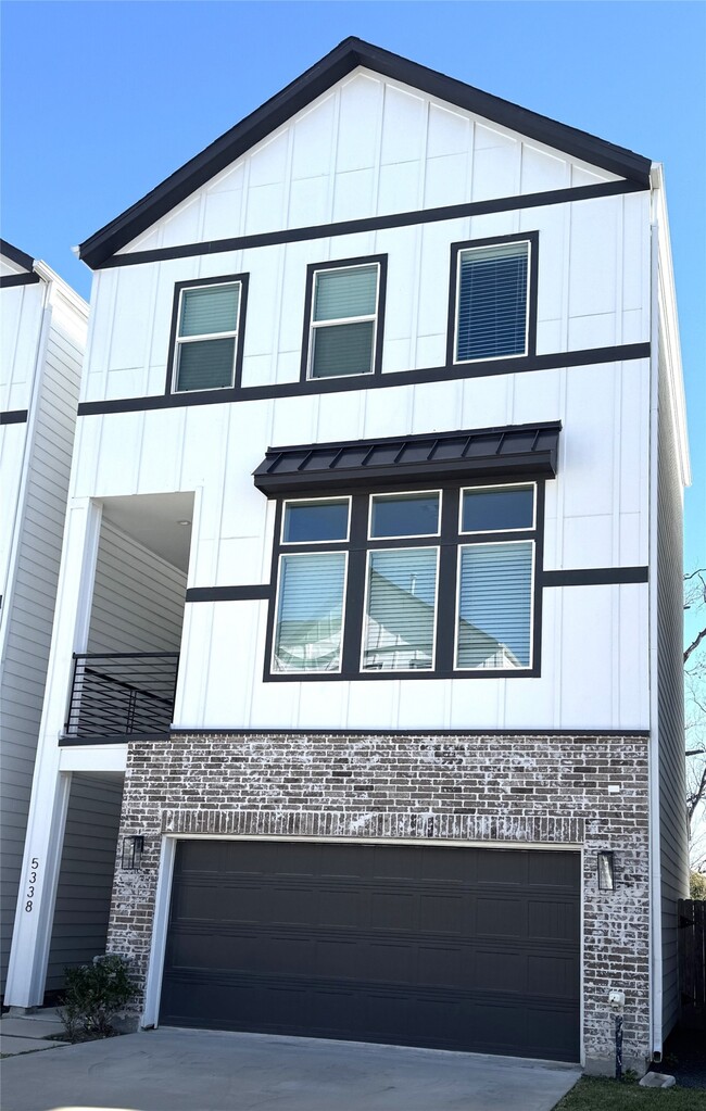 Building Photo - 5338 Donovan Gdns Ln