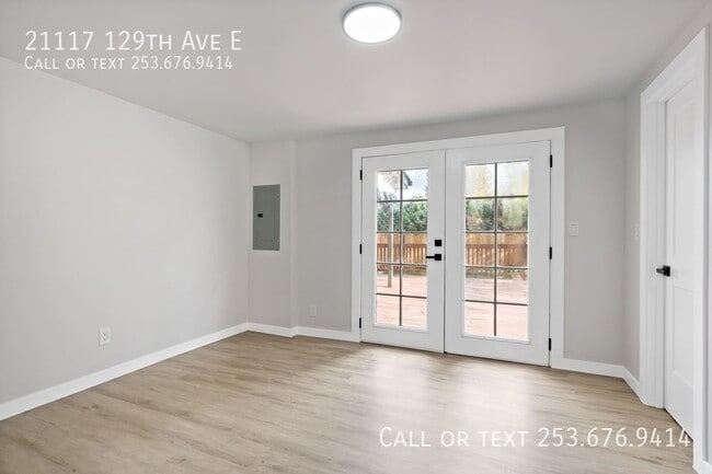 Building Photo - 21117 129th Ave E