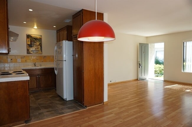 Building Photo - 3918 Camino Calma