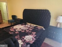 Building Photo - 20934 Freedom Run Dr