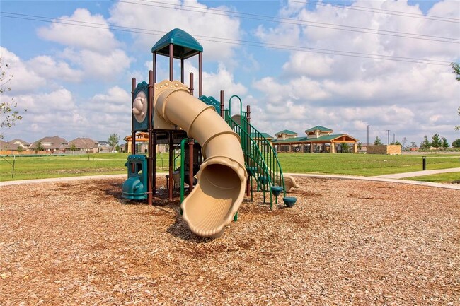 Building Photo - 6501 Wolf Pack Dr