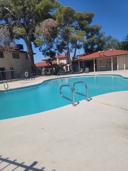 Building Photo - 5282 S Maryland Pky