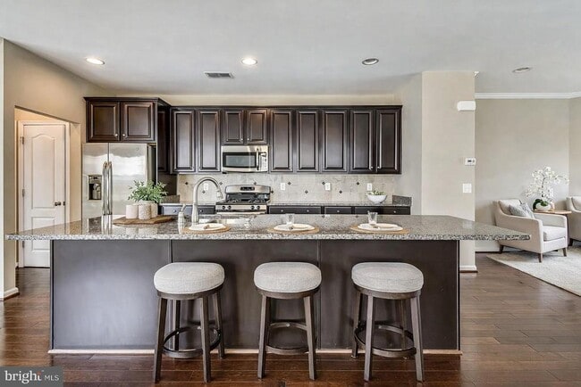 Building Photo - 21771 Harroun Terrace