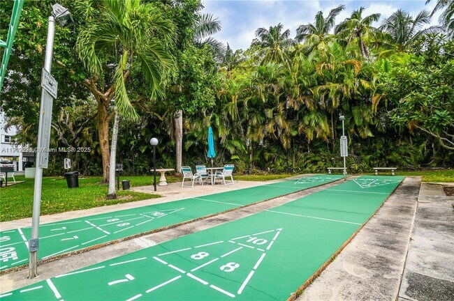 Building Photo - 1425 Atlantic Shores Blvd