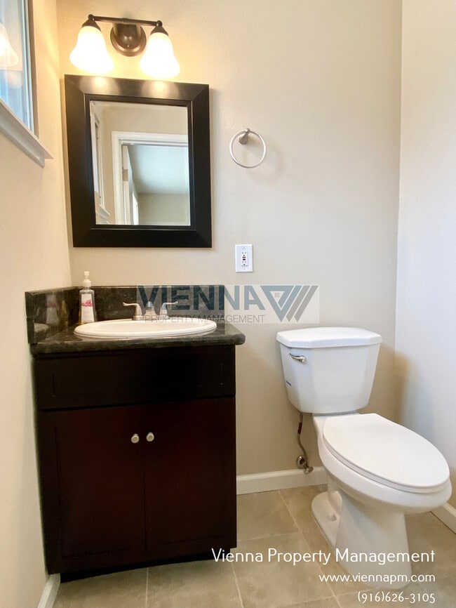 Building Photo - 5280 5th St