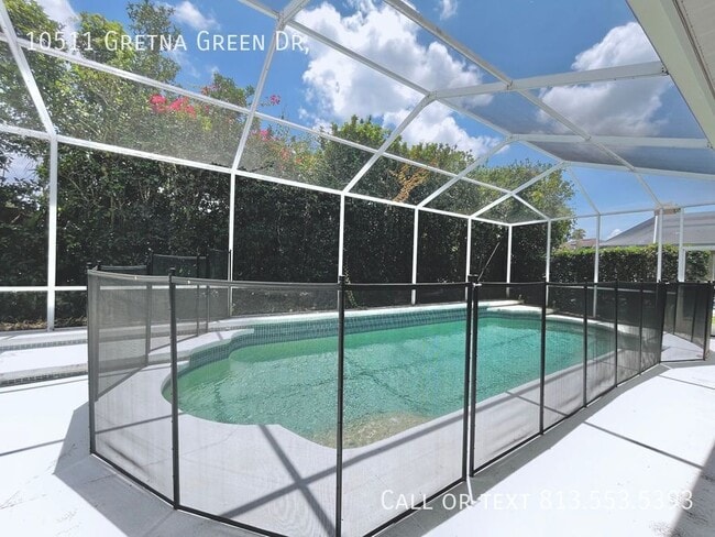 Building Photo - 10511 Gretna Grn Dr
