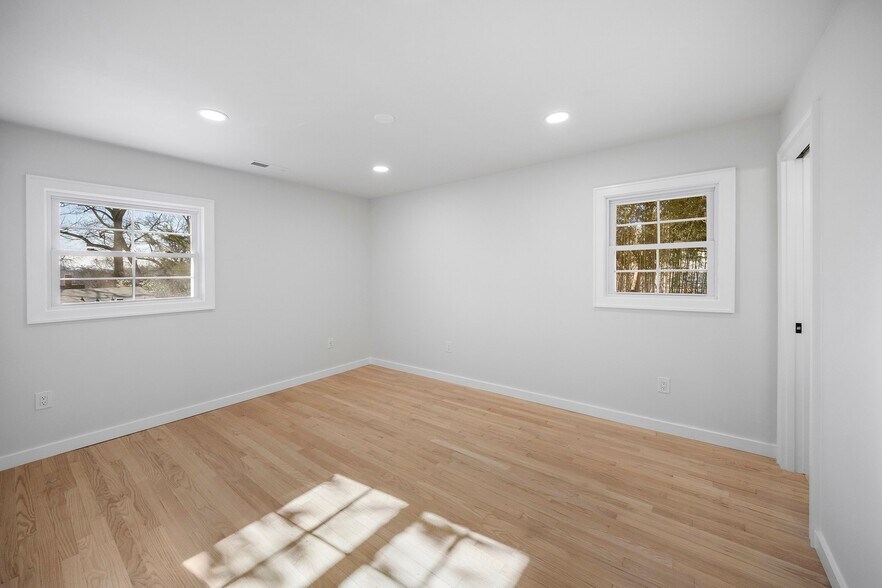 Building Photo - 713 Aeronca Rd NW