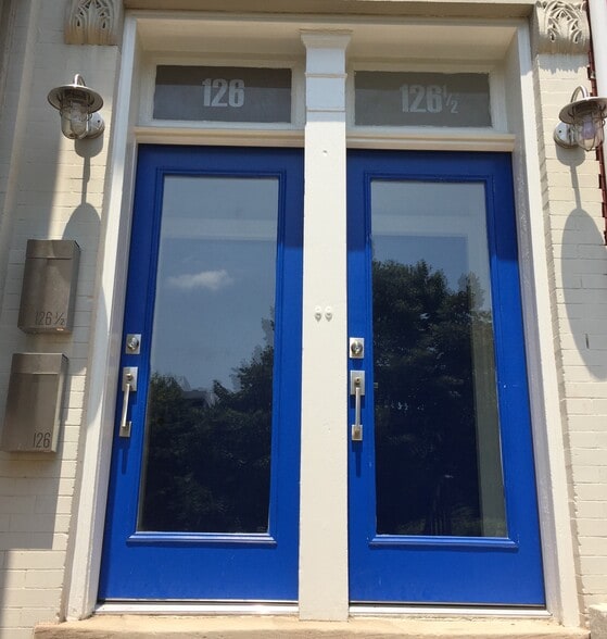 Front Exterior Entrance (126 1/2) - 126 R St NE
