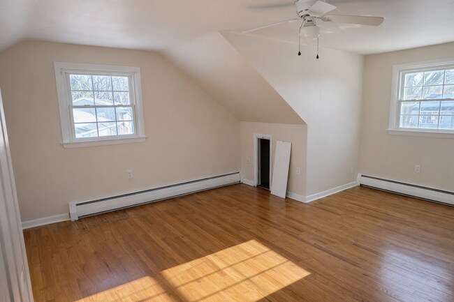 Building Photo - Spacious 4-Bedroom Home Located on a Quiet Street in Manheim Township!