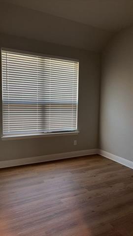 Building Photo - 811 Knox Dr