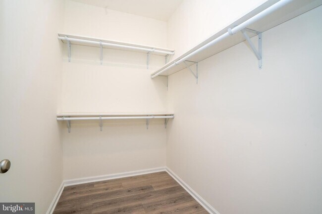 Building Photo - 3403 Jordan Dr