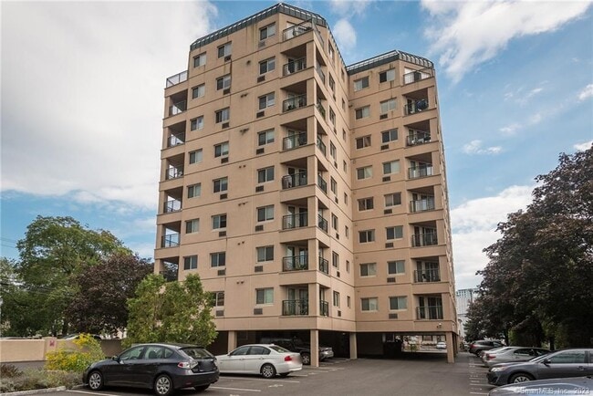 Building Photo - 104 North St