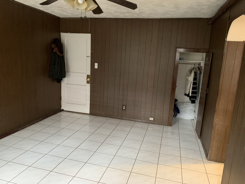 Building Photo - 9007 70th Dr