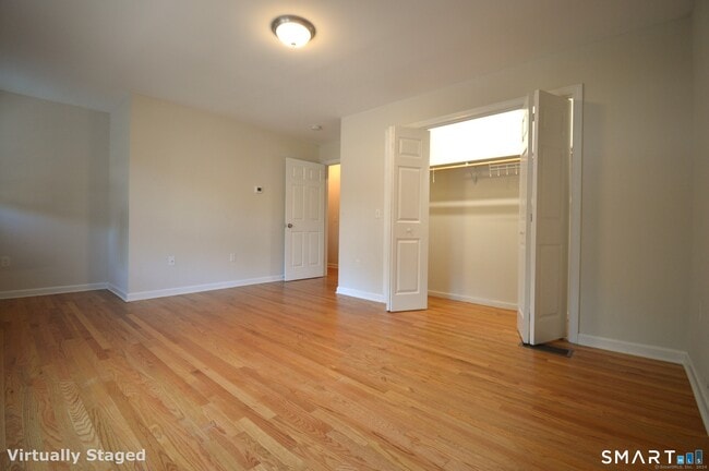 Building Photo - 173 Saybrook Rd