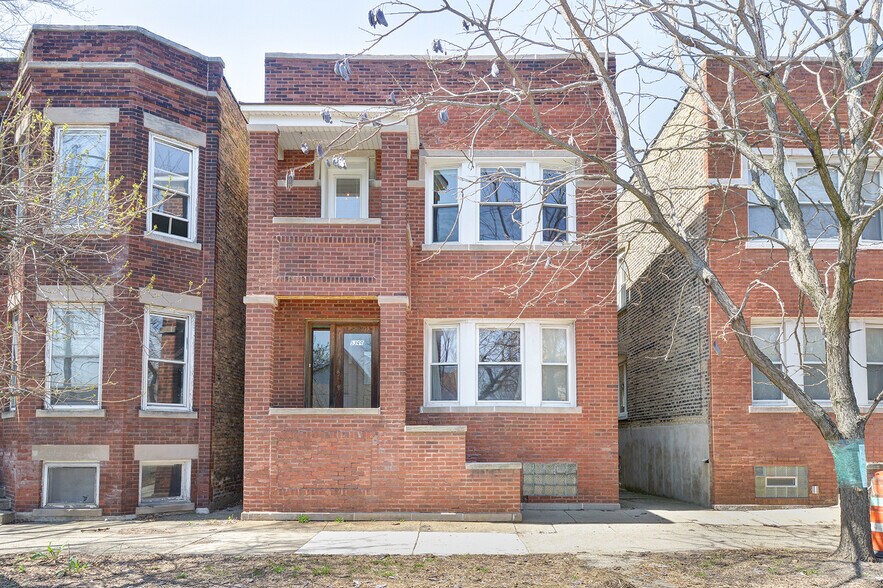 Exterior Front - 5344 N Ashland Ave