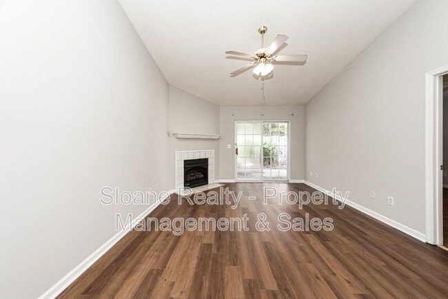 Building Photo - 1345 Pinnacle Ln